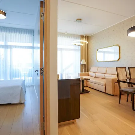 Citycentre Luxury With Free Parking Apartment *